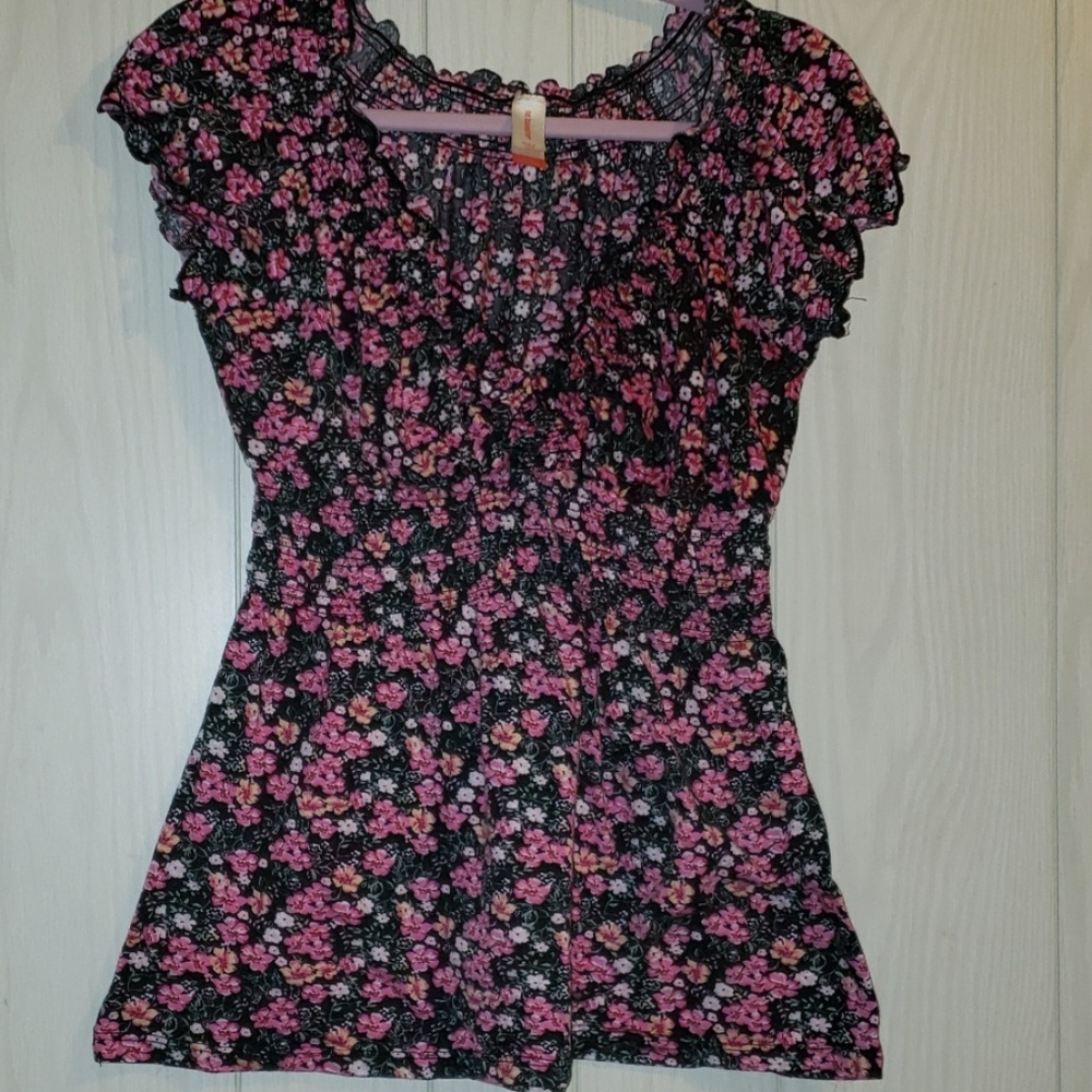 No Boundaries floral baby doll top